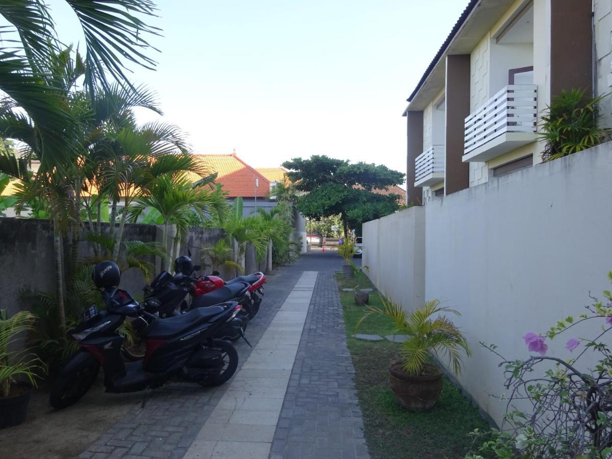 Soraya Apartment Seminyak エクステリア 写真